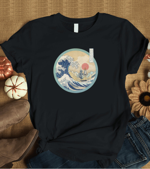T-Shirt: The Great Wave Off Kanagawa Space Shuttle Discovery Sun T-Shirt The Great Wave Off Kanagawa Space Shuttle Discovery Sun T-Shirt