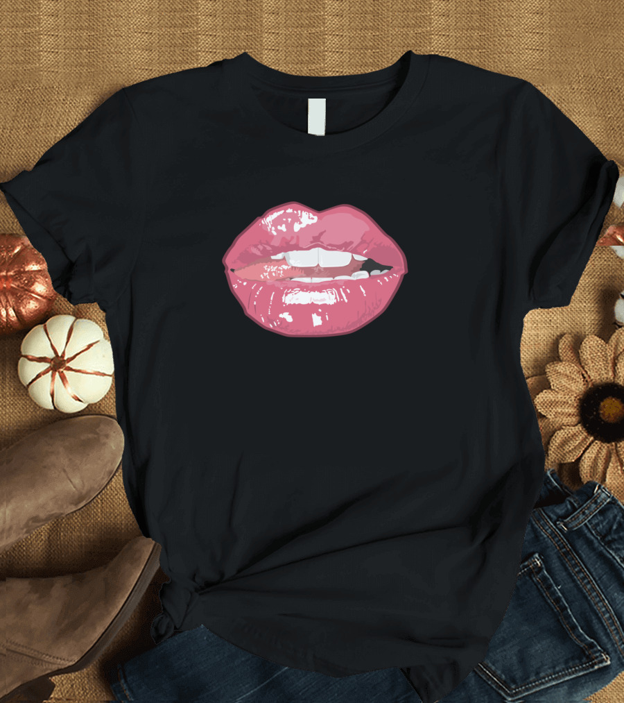 Lips Hipster Party Kissing Mouth Retro Pop T-Shirt