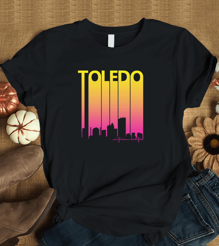 Toledo Skyline Retro 1980s Style Gradient T-Shirt