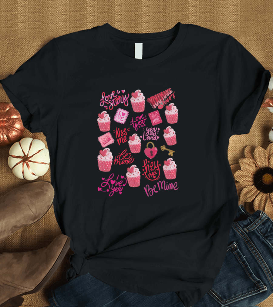 Love Story Cupcakes Be Mine Kiss Me Valentine's Day Icons T-Shirt
