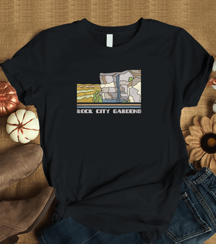 Rock City Gardens Nature Lover Waterfall Landscape T-Shirt