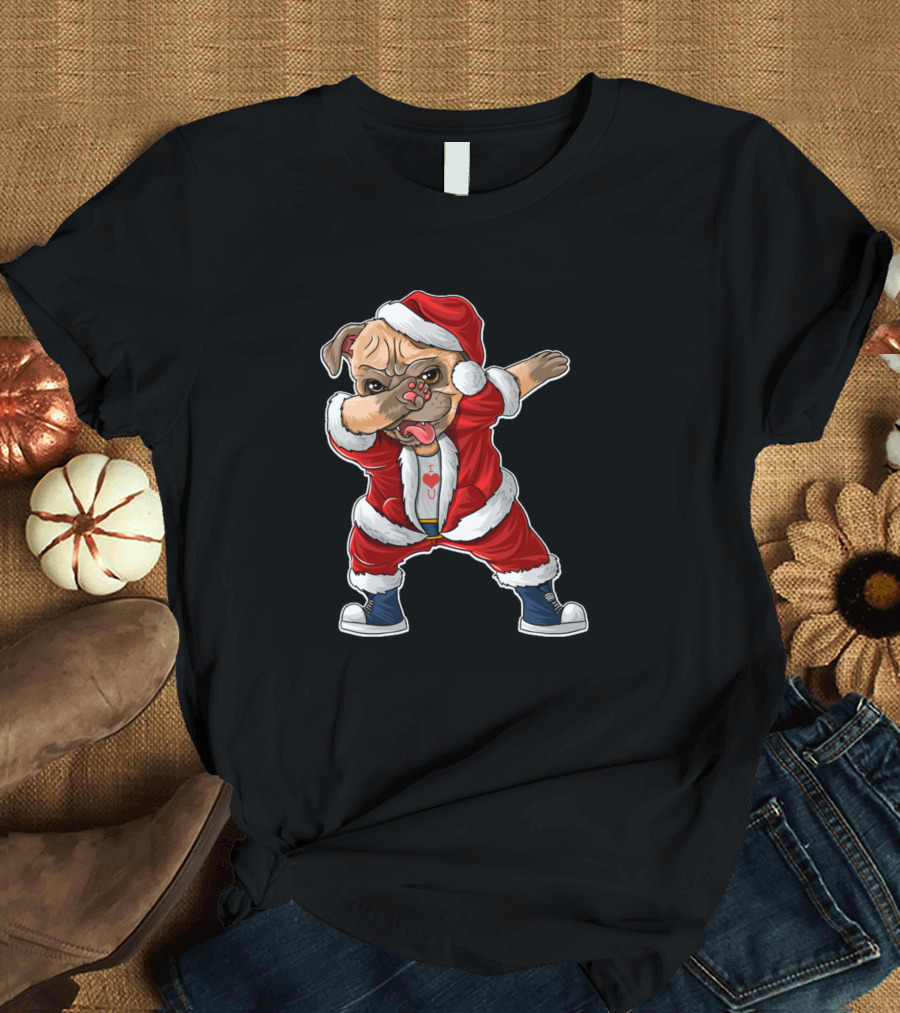 Santa Dabbing Dog Pug in Christmas T-Shirt