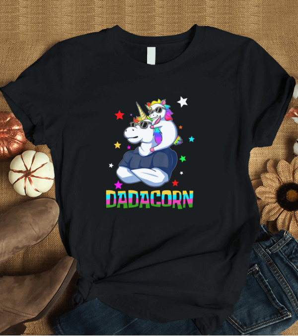 T-Shirt: Dadacorn Muscle Unicorn with Baby Christmas Papa Holiday Magic T-Shirt Dadacorn Muscle Unicorn with Baby Christmas Papa Holiday Magic T-Shirt