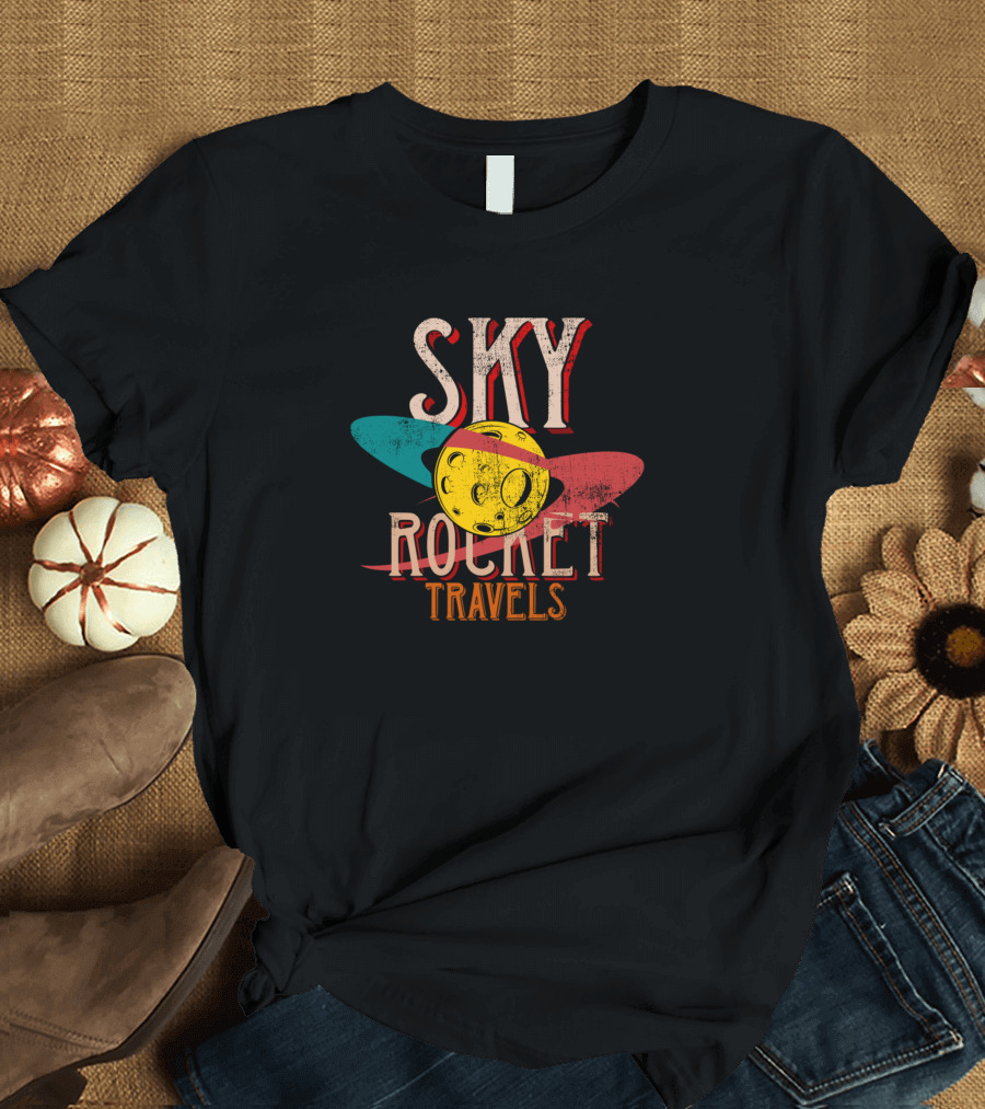 Sky Rocket Travels Futuristic Vintage Space Sci Fi Moon Icon T-Shirt
