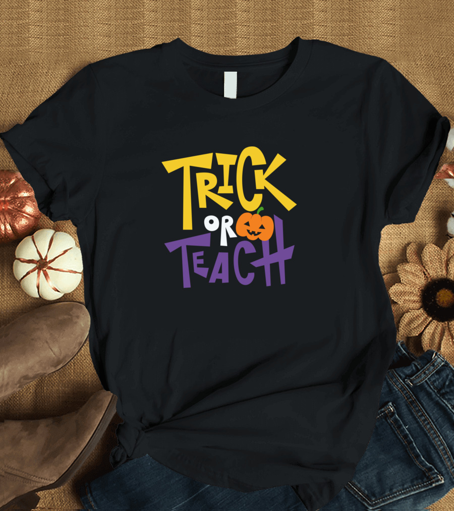 Trick Or Teach Halloween Pumpkin T-Shirt