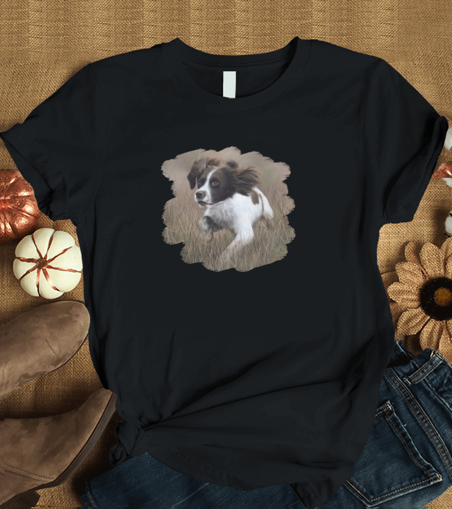 Springer Spaniel Painting Dog in Grass Scene T-Shirt