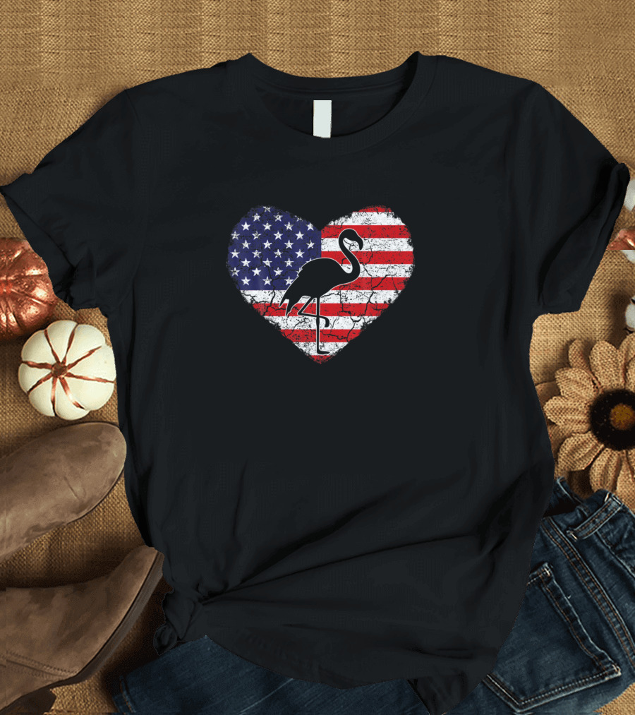 Vintage Flamingo Heart American Flag Animal Lover T-Shirt