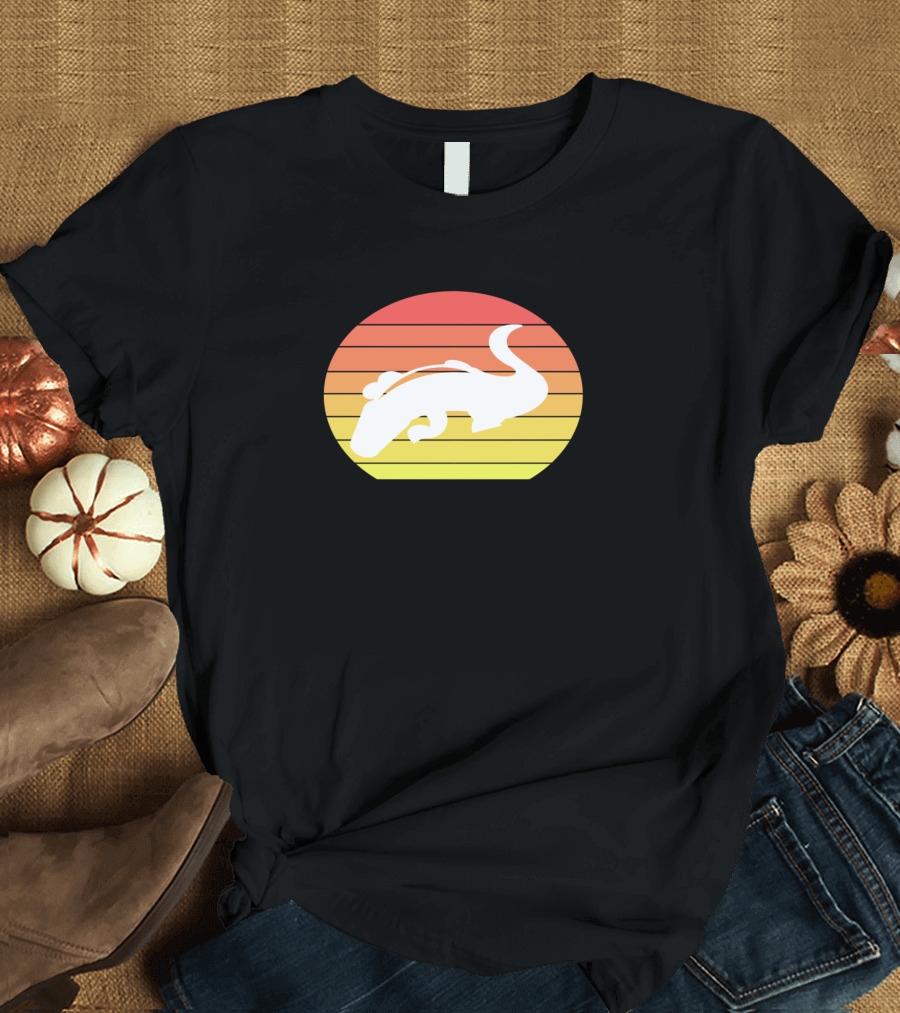 Sunset Crocodile Retro Silhouette Vintage Circle T-Shirt