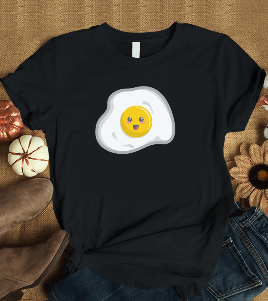 Delicious Fried Egg Cute Cartoon Face Bright Yellow Yolk T-Shirt