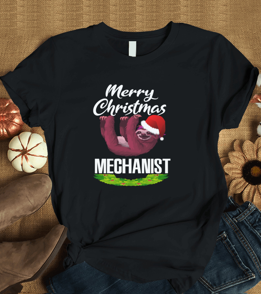 Merry Christmas Mechanist Sloth Santa Hat Holiday Wreath T-Shirt