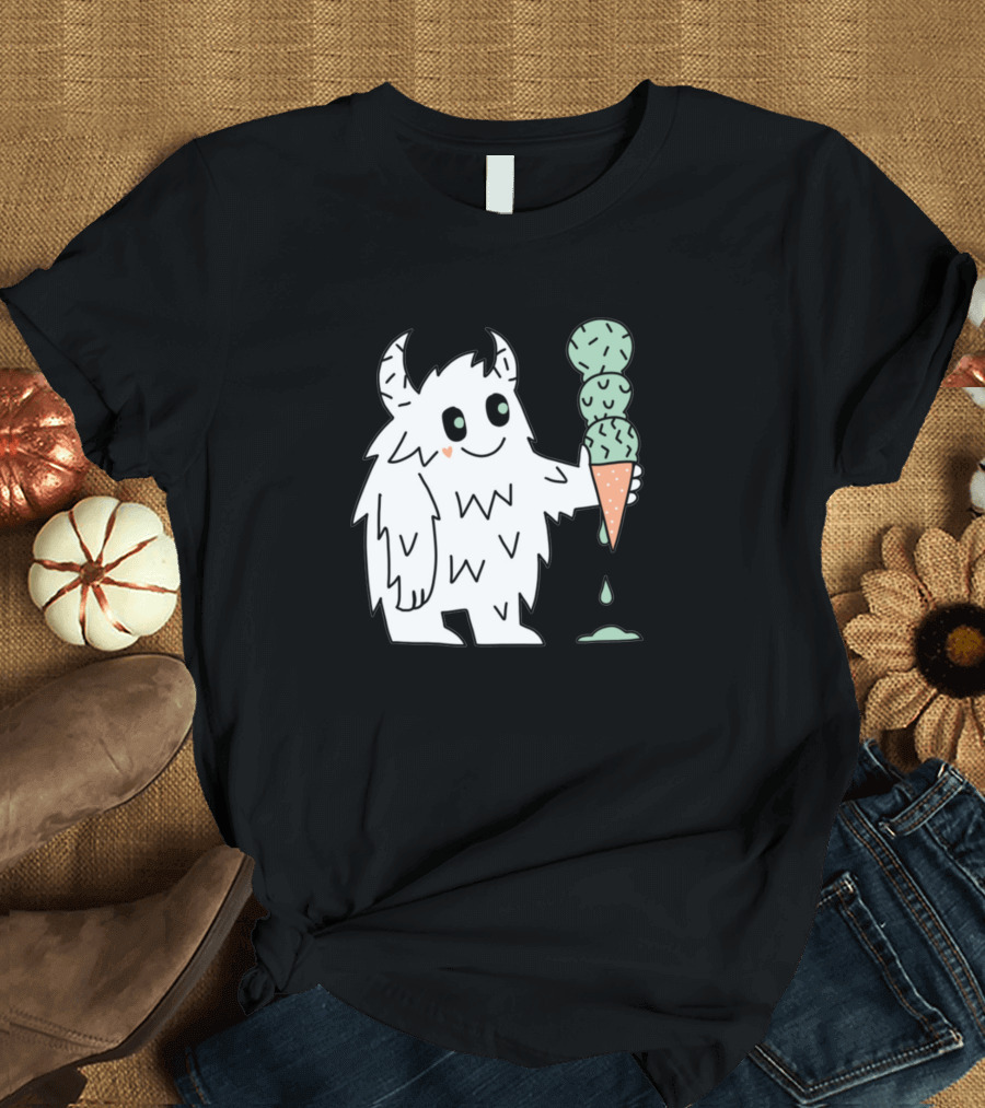 Summer Monster Enjoying Ice Cream Treats T-Shirt