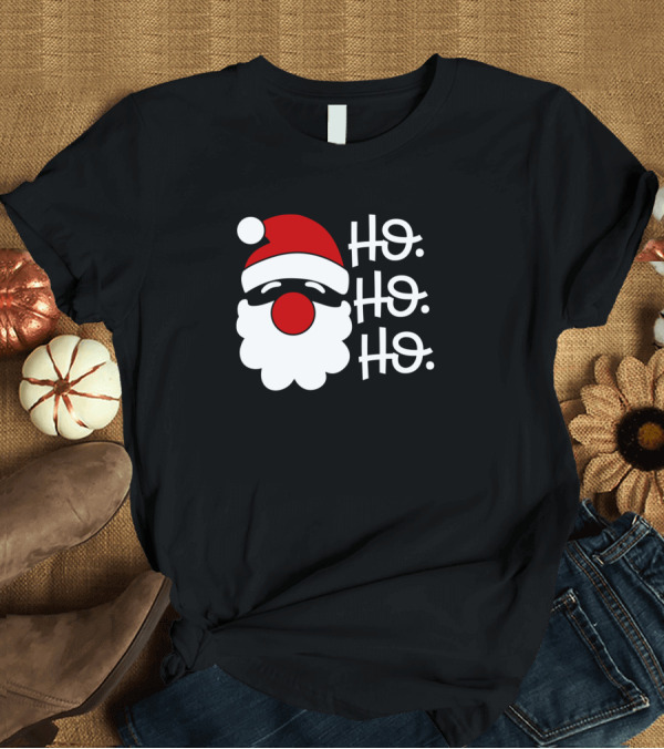 T-Shirt: Ho Ho Ho Santa Claus with Red Hat and Beard T-Shirt Ho Ho Ho Santa Claus with Red Hat and Beard T-Shirt