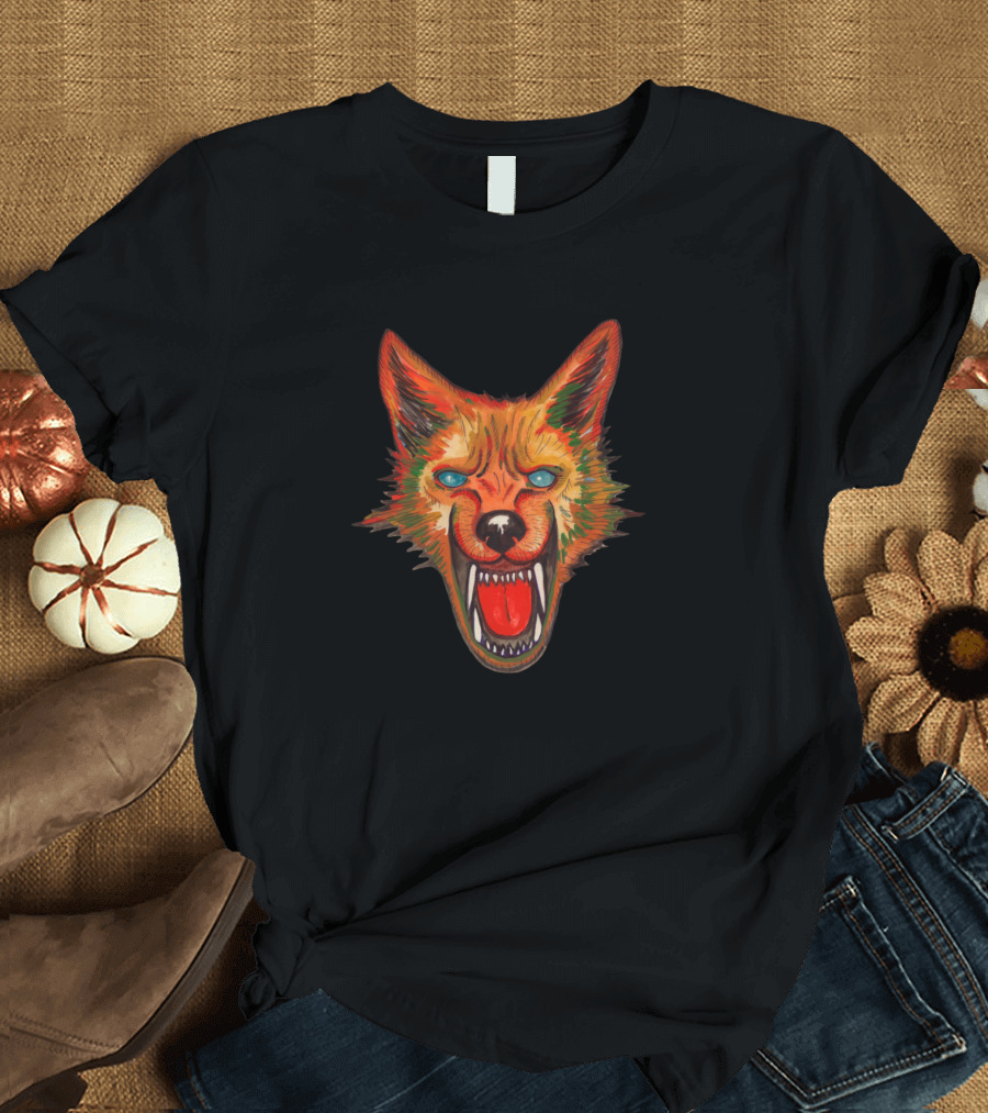 Bold Vibrant Angry Fox Wolf Face T-Shirt
