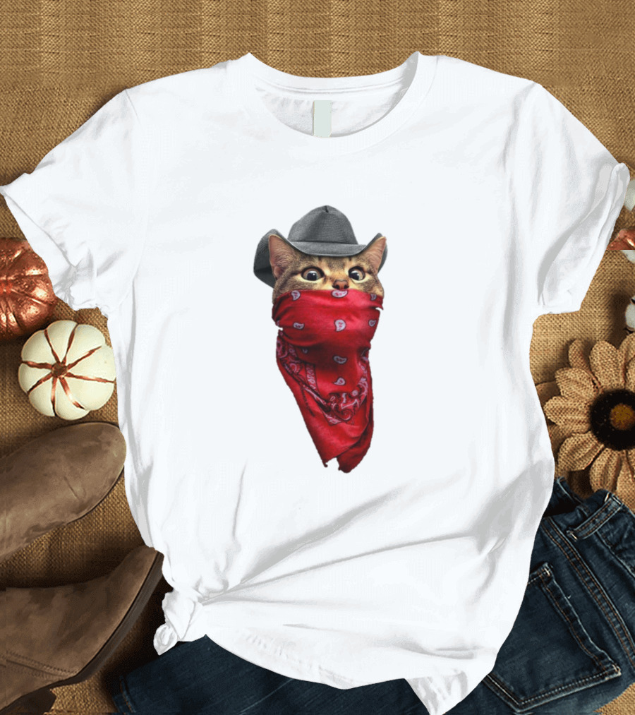 Koboy Cats Bandit Kitty in Cowboy Hat with Red Bandana T-Shirt