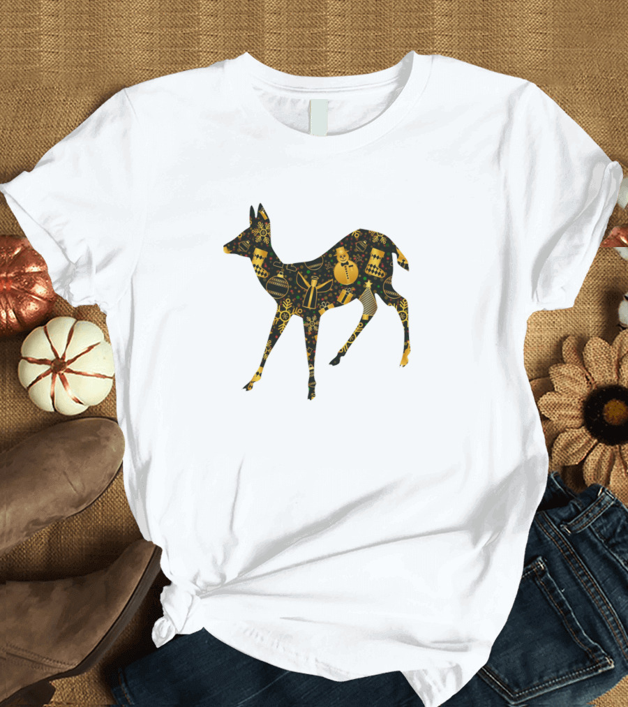 Deer Snowman Holiday Gifts Ornaments Pattern 143 T-Shirt