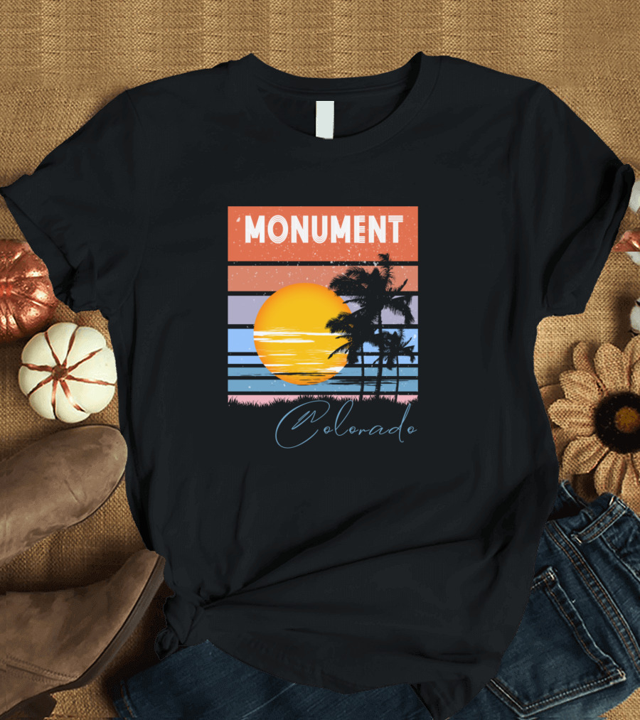 Monument Colorado Retro Vintage Palm Sunset T-Shirt
