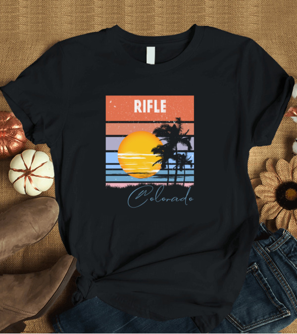 T-Shirt: Rifle Colorado Retro Vintage Sunset Palms T-Shirt Rifle Colorado Retro Vintage Sunset Palms T-Shirt