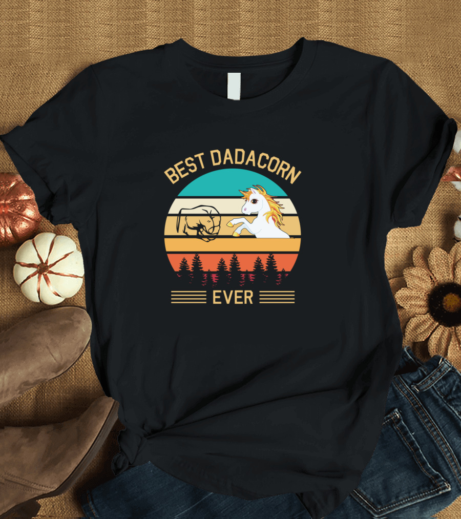 Best Dadacorn Ever Unicorn Fist Bump Retro Sunset T-Shirt