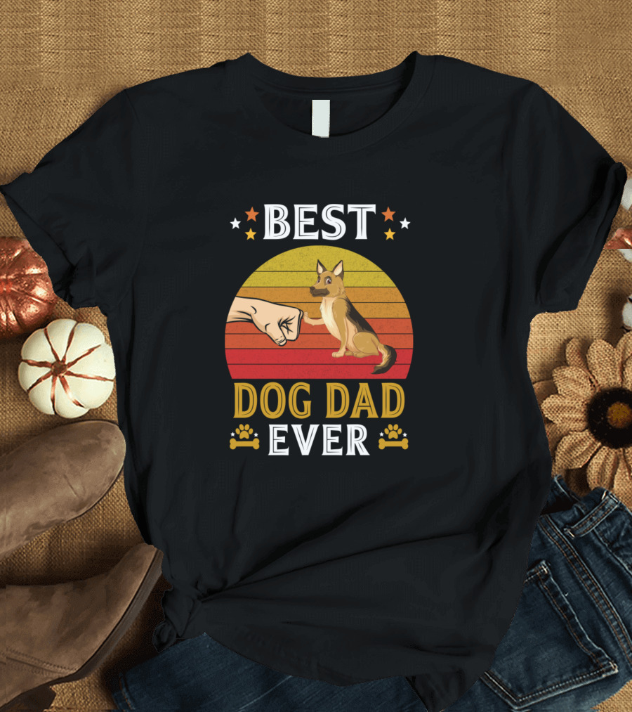 Best Dog Dad Ever Funny Dog Fist Bump Dog Lovers German Shepherd Paw Stars Retro Sunset T-Shirt