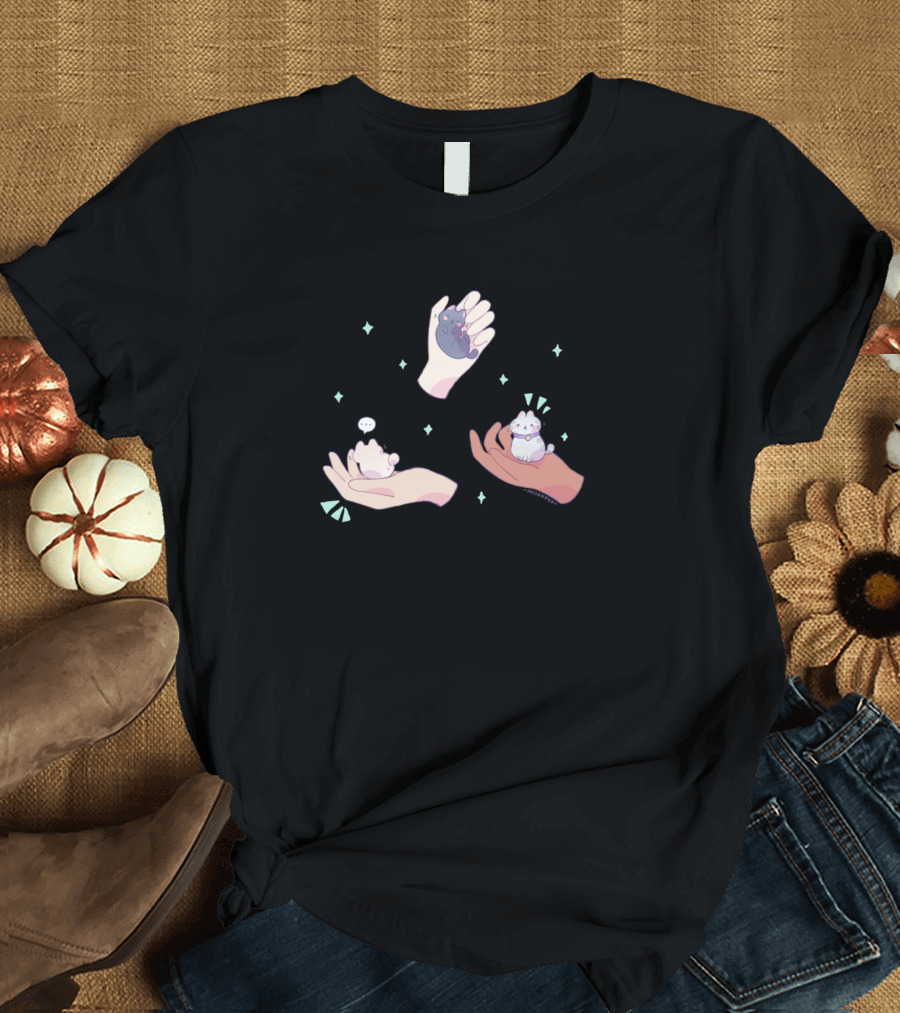 Tiny Cats in Hands with Stars and Speech Bubble T-Shirt