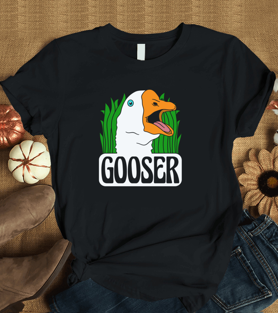 Gooser Funny Goose in Grass T-Shirt