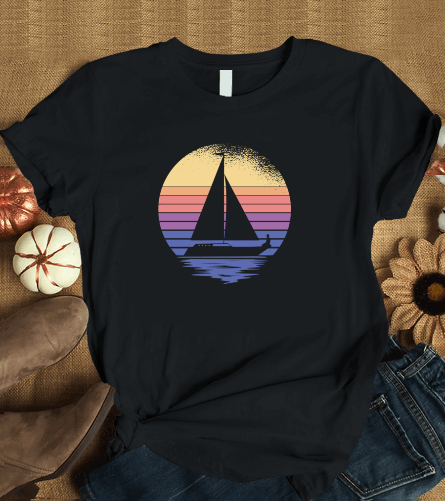 Retro Sailing Sunset Vintage Yacht Scene T-Shirt