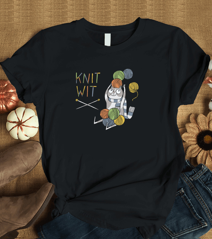 Knit Wit Funny Cat Kitty with Yarn and Needles T-Shirt
