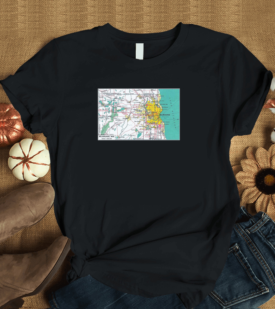 Milwaukee WI Detailed City Street Map T-Shirt