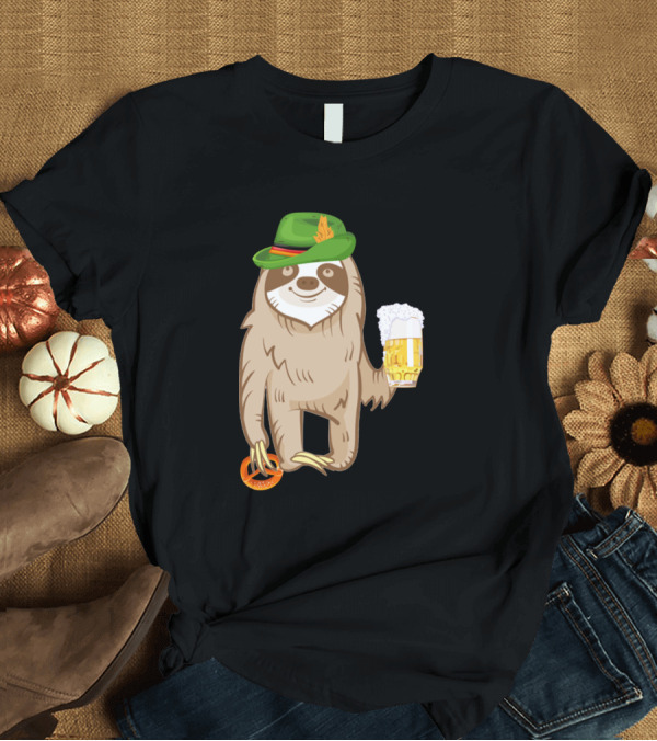 T-Shirt: Sloth Oktoberfest German Hat Lazy Animal Costume with Beer and Pretzel T-Shirt Sloth Oktoberfest German Hat Lazy Animal Costume with Beer and Pretzel T-Shirt