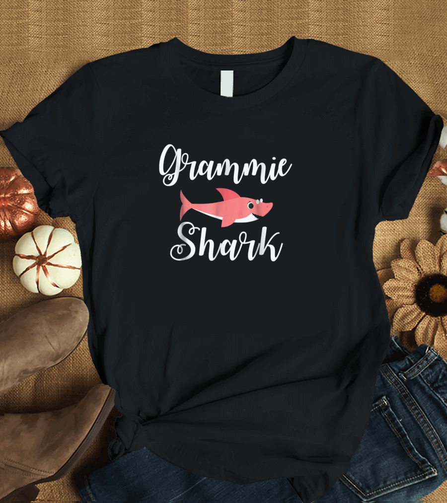 Grammie Shark Funny Sassy Grandma Mother's Day T-Shirt