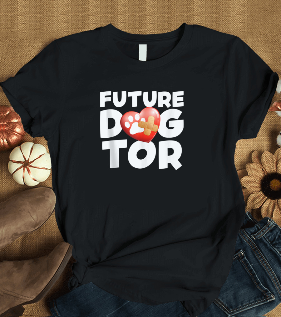Future Dogtor Heart Paw Print Veterinarian Student Medical T-Shirt