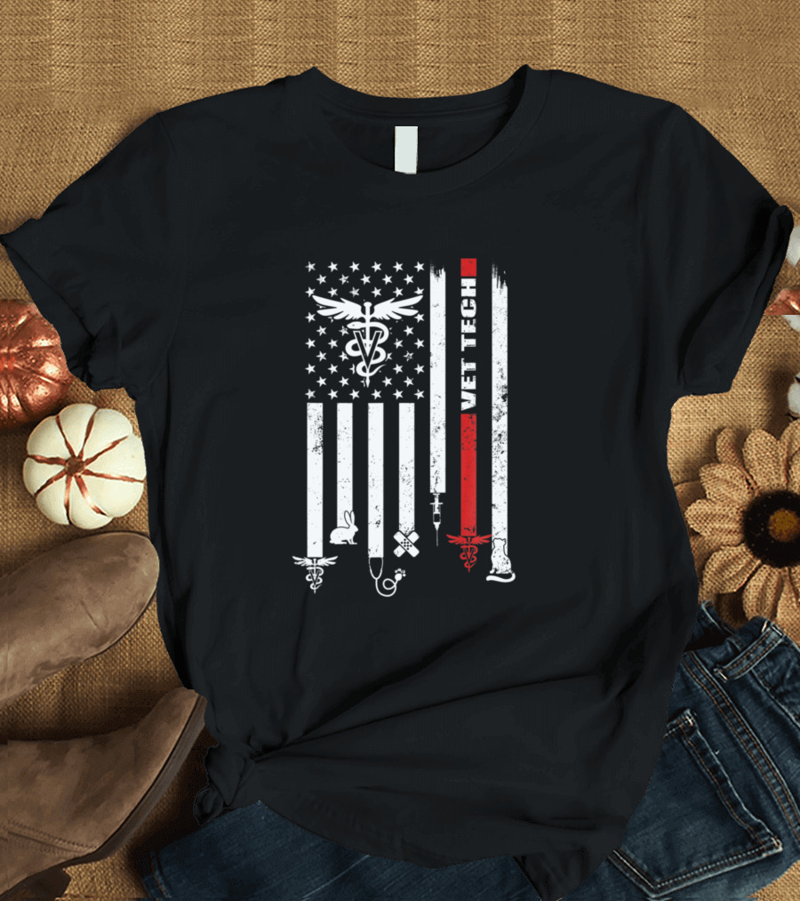 Vet Tech USA Flag Veterinarian Technician Love Pets T-Shirt