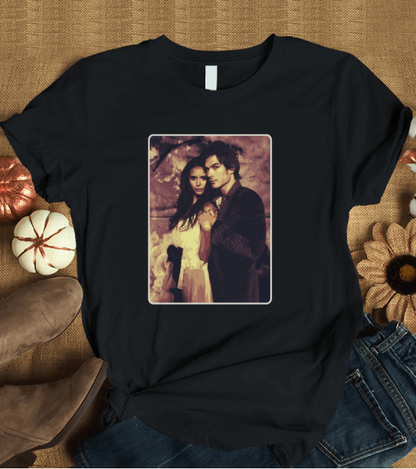 T-Shirt: Damon Elena Delena Tvd Scene Romantic T-Shirt Damon Elena Delena Tvd Scene Romantic T-Shirt