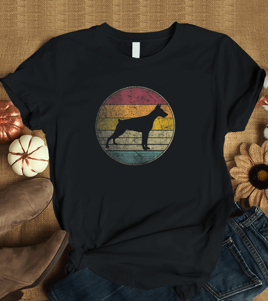Doberman Pinscher Dog Vintage Distressed Style Retro Sunset Circle T-Shirt