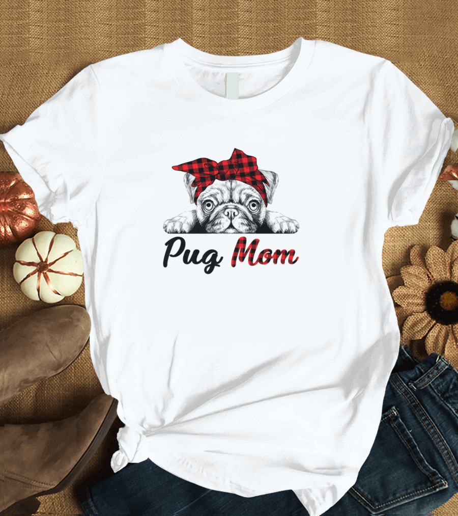 Pug Mom Cute Dog Plaid Bow T-Shirt