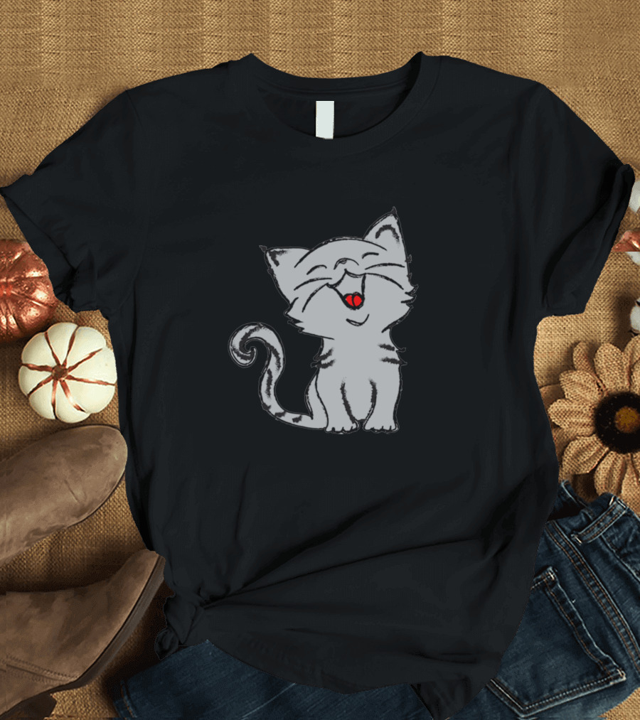 Cute Laughing Cat for Cat Lovers Birthday T-Shirt