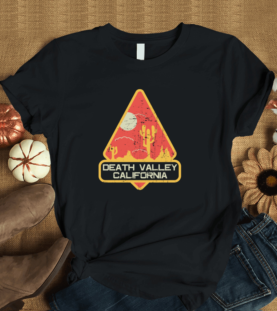 Vintage Retro Death Valley California Desert Scene T-Shirt