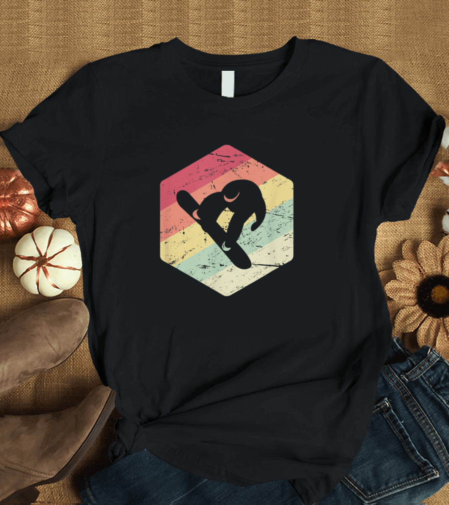 Mountain Sunset Winter Retro Snowboard Whitefish Montana T-Shirt