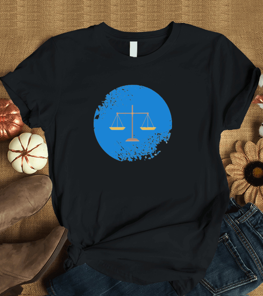Lawyer Judge Scales of Justice Emblem T-Shirt