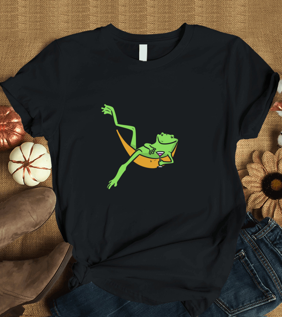 Relaxed Frog Lounging on Hammock with Drink T-Shirt