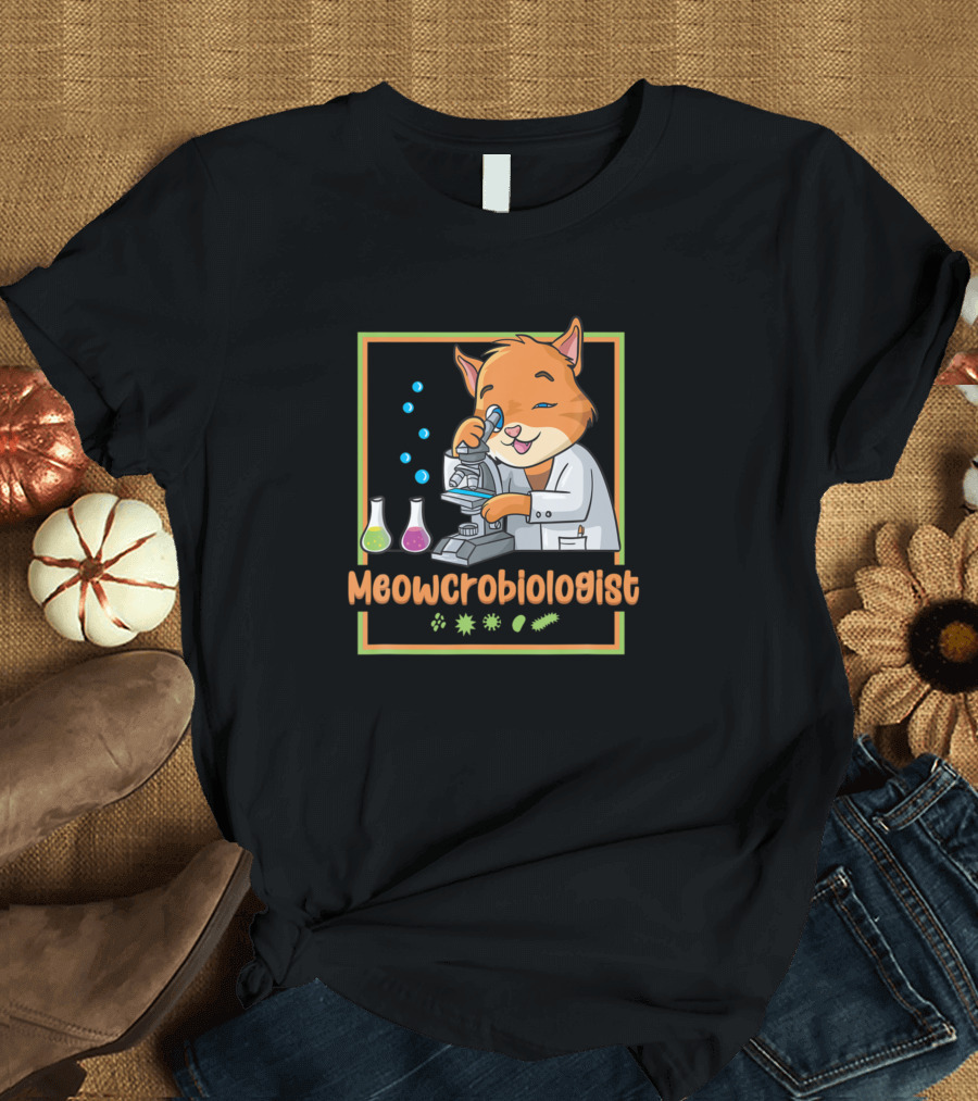 Meowcrobiologist Cat Microbiology Biologist with Microscope and Beakers T-Shirt