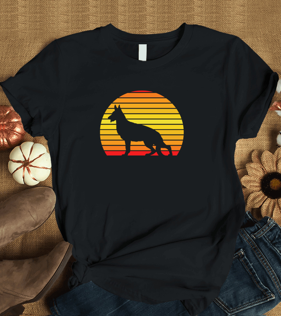 German Shepherd Sunset Silhouette in Vintage Circle T-Shirt