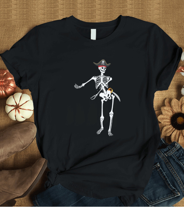 T-Shirt: Flossing Pirate Skeleton with Sword and Hat T-Shirt Flossing Pirate Skeleton with Sword and Hat T-Shirt