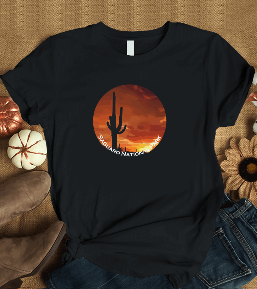 Saguaro National Park Desert Sunset with Cactus Scene T-Shirt