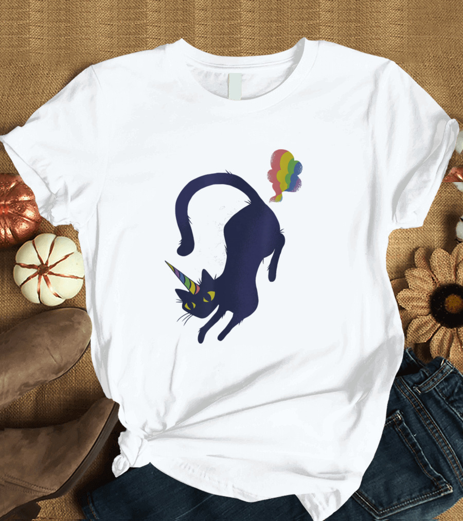 Cute Caticorn Meowcorn Rainbow Cat Kittycorn Unico Magical Feline with Rainbow Horn and Tail T-Shirt