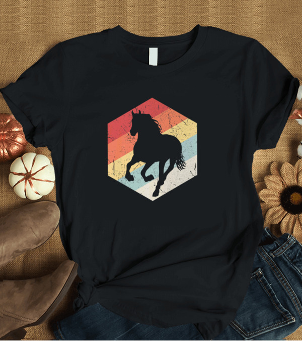 T-Shirt: Retro Vintage Horse Lover Horseback Riding Silhouette Hexagon Stripes T-Shirt Retro Vintage Horse Lover Horseback Riding Silhouette Hexagon Stripes T-Shirt