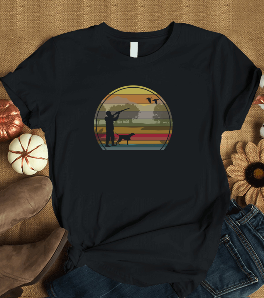 Goose Bird Geese Hunting Sunset Silhouette with Dog and Ducks T-Shirt