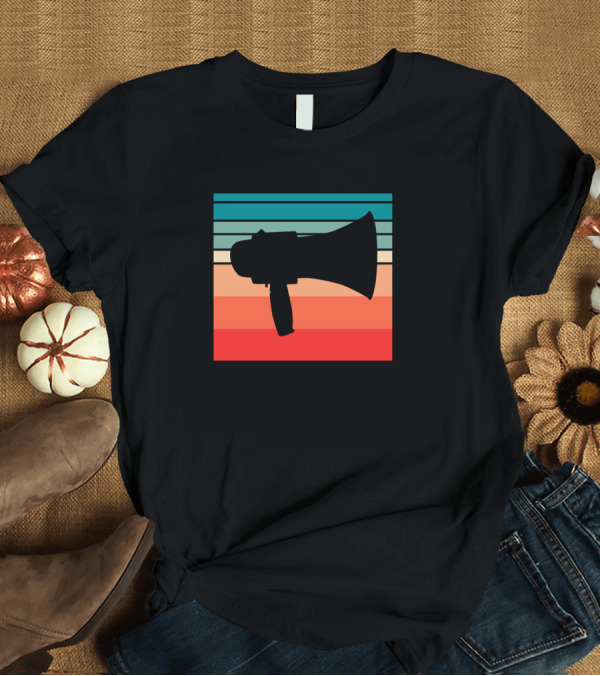 T-Shirt: Retro Megaphone Sunset Stripes T-Shirt Retro Megaphone Sunset Stripes T-Shirt