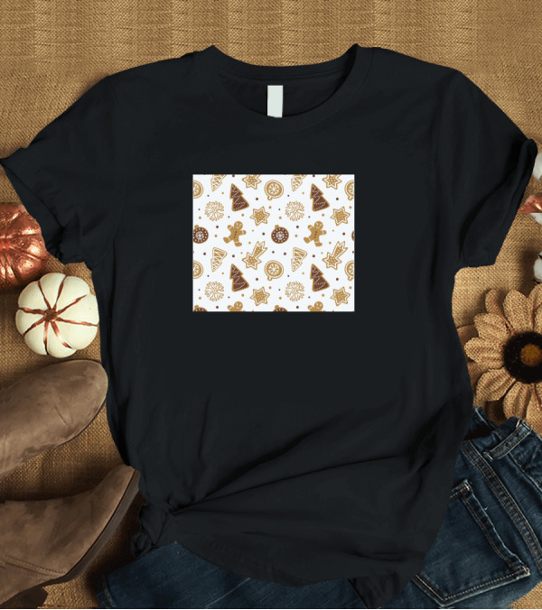 T-Shirt: Christmas Tree Snowflakes with Gingerbread Cookies and Stars T-Shirt Christmas Tree Snowflakes with Gingerbread Cookies and Stars T-Shirt