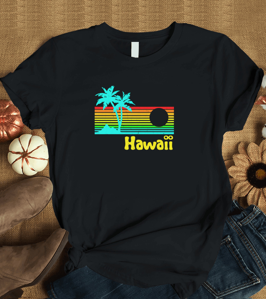Vintage 80s Hawaii Palm Tree Sunset Retro Stripes T-Shirt